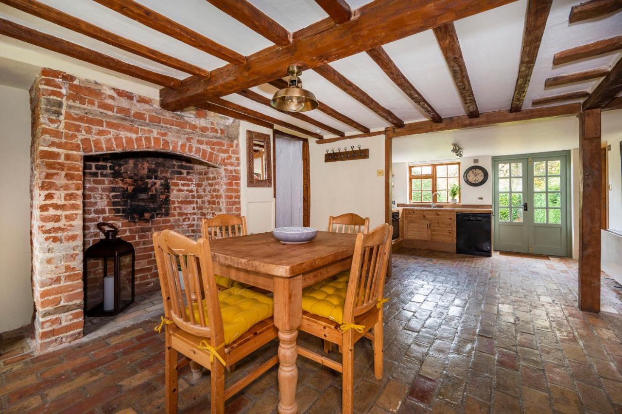 Buttercup Cottage, Hartest エクステリア 写真